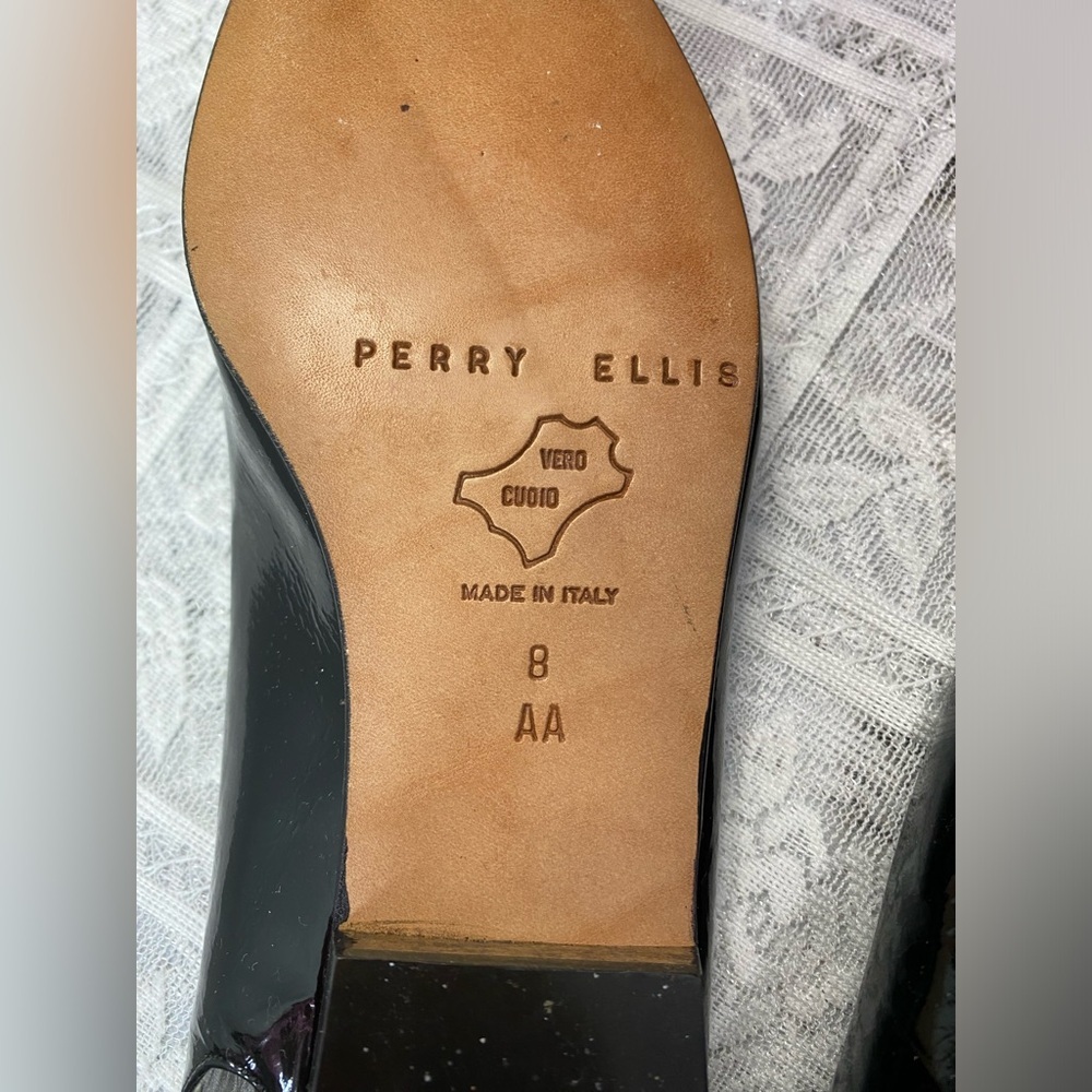 🌹 Perry Ellis 🌹 Patent Leather Flat Pumps 8AA - Picture 8 of 9